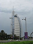 Burj al Arab, 321m hoch, 60 Etagen (Hotel)