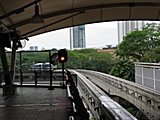 eine der zahlreichen Mono-Rail-Stationen