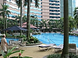 Poolanlage des Renaissance Hotels