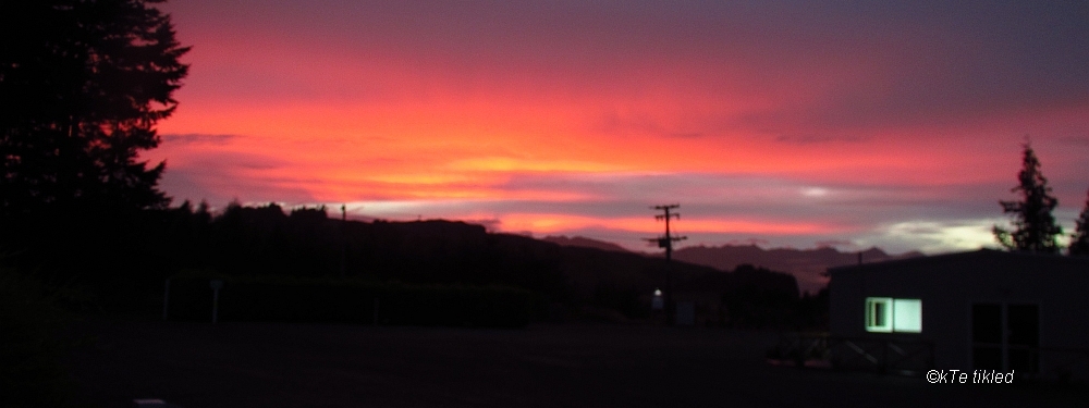 Sunrise, Manapouri