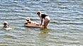 Im Ostseewasser schrumpft der Badeanzug? :))
